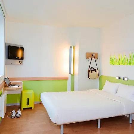 Ibis Budget Hotel 2*